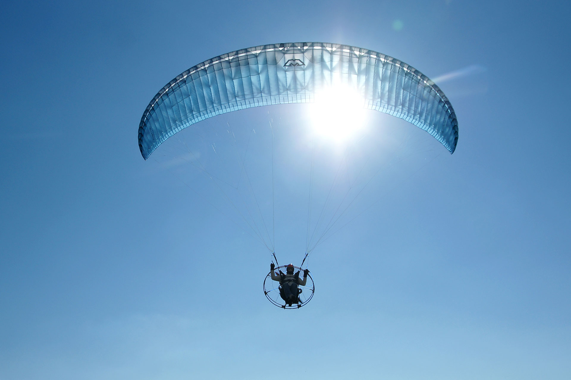 Eden 6 Powered - blue